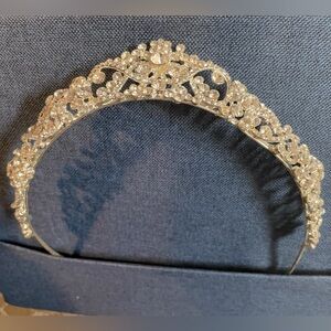 Bridal crystal Tiara